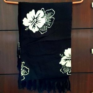 Black and White Sarong Wrap